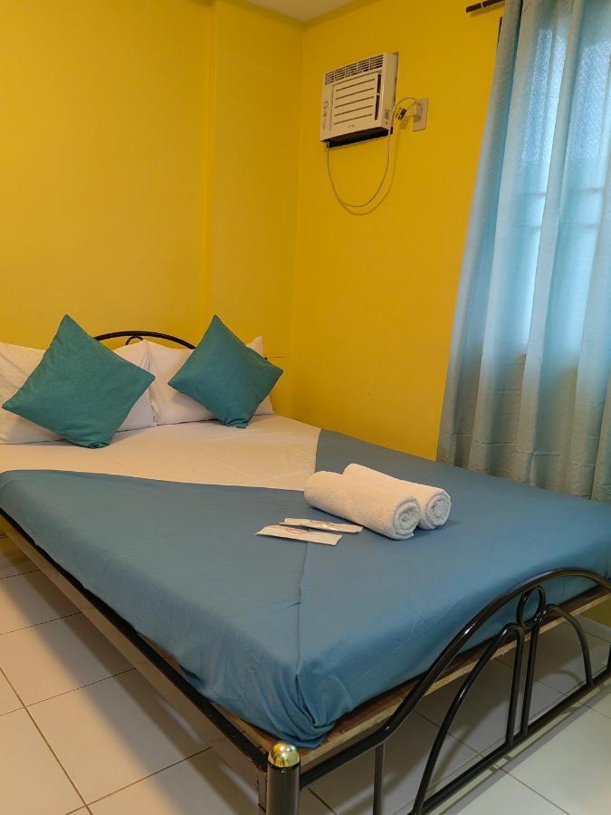 Yellowpad Hotel Davao ภายนอก รูปภาพ